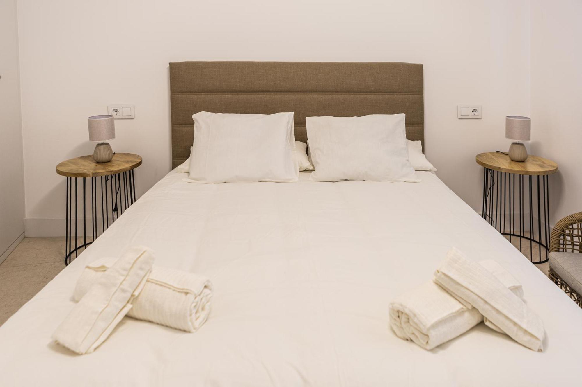 Royar Apartamentos Jaen Bagian luar foto